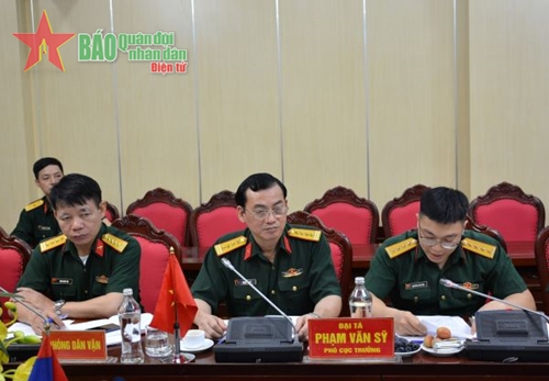 Quân đội nhân dân Việt Nam và Quân đội nhân dân Lào chia sẻ kinh nghiệm về công tác dân vận